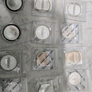 각종 실버코인 10개 팝니다.