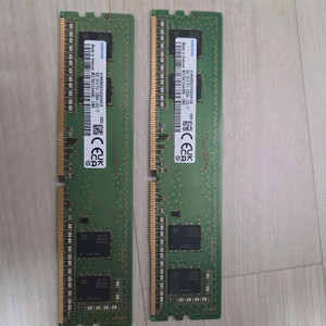 삼성 DDR4-3200 8GB 램 2개
