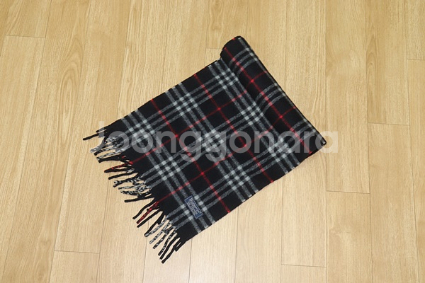 (머플러) 819. 버버리/네이비 머플러--0