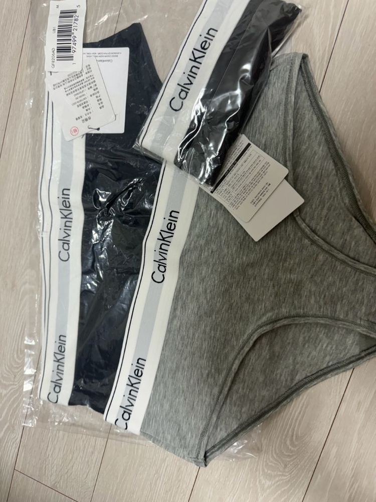 캘빈클라인 브라팬티 3세트(새상품) 한세트에4만3천원꼴--6