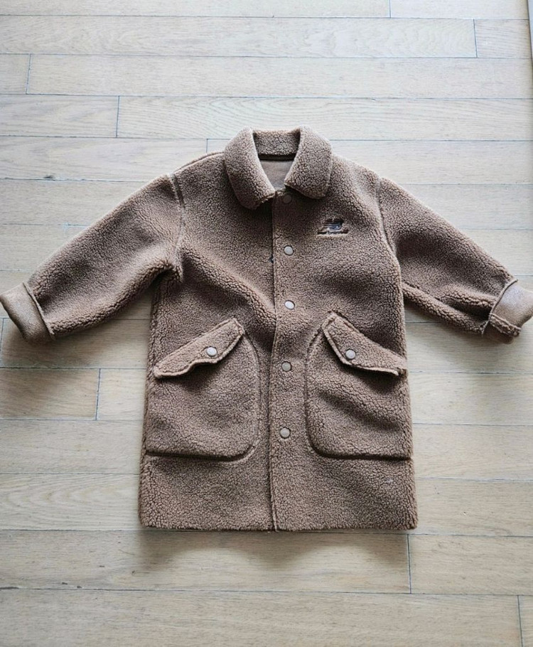 뉴발란스 테디 코트 이미지