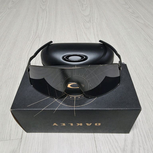 오클리 수트로ti 팝니다