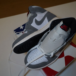 (260)나이키 조던1 레트로 하이 스모크 그레이