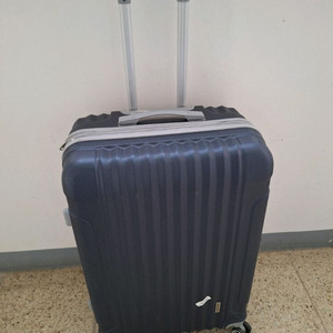 쌈지 대형 캐리어 가방 28인치입니다