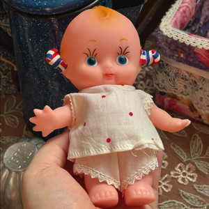 일본 쇼와레트로 빈티지인형 큐피저금통인형 y2k앤틱소품근대사헤이세이레트로 고전인형 빈티지소품