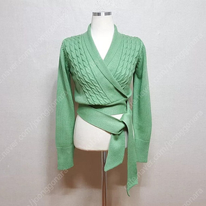 해외)트렌디올 랩 숏 여성니트 44-날씬55