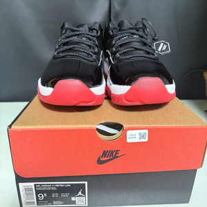 조던 11 레트로 로우 블랙/레드 275mm 새제품