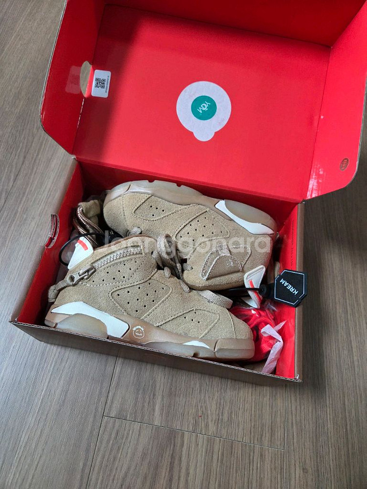 조던6 트래비스 스캇 토들러 브리티쉬 카키 아동화 140--1