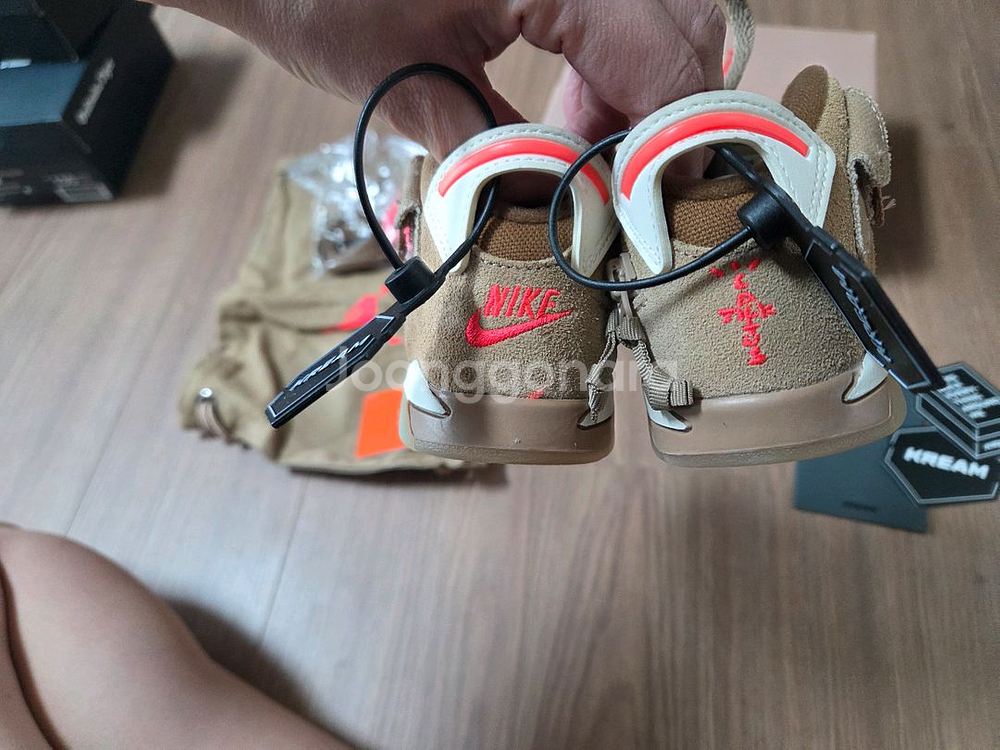 조던6 트래비스 스캇 토들러 브리티쉬 카키 아동화 140--5