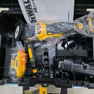 디월트 DCG405P2 무선 그라인더 세트