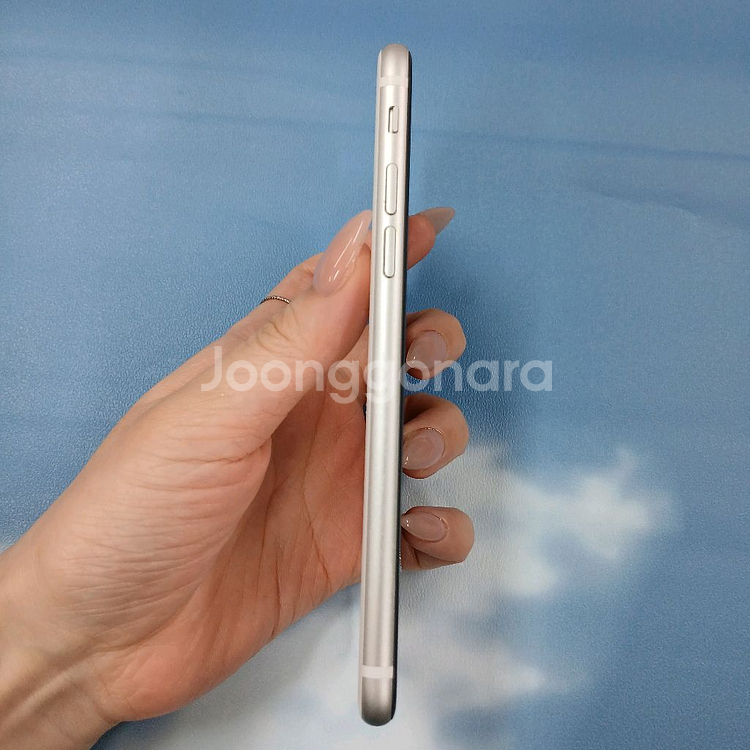 아이폰SE2 64기가 화이트 공기계 중고폰 알뜰폰 세컨폰 퀵가능--2