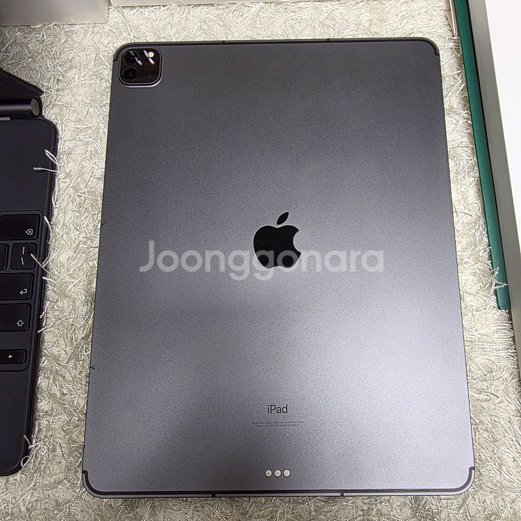 아이패드 프로 12.9 5세대셀룰러 256기가,매직 키보드(애플 정품)--1