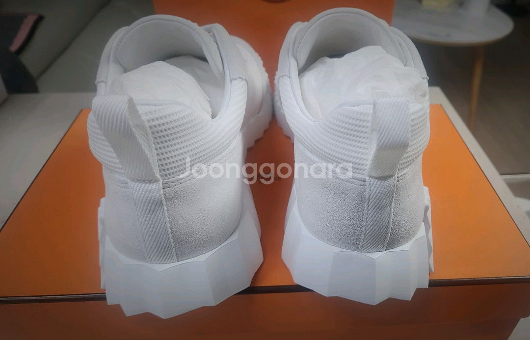 에르메스 바운싱스니커즈 새상품44--4