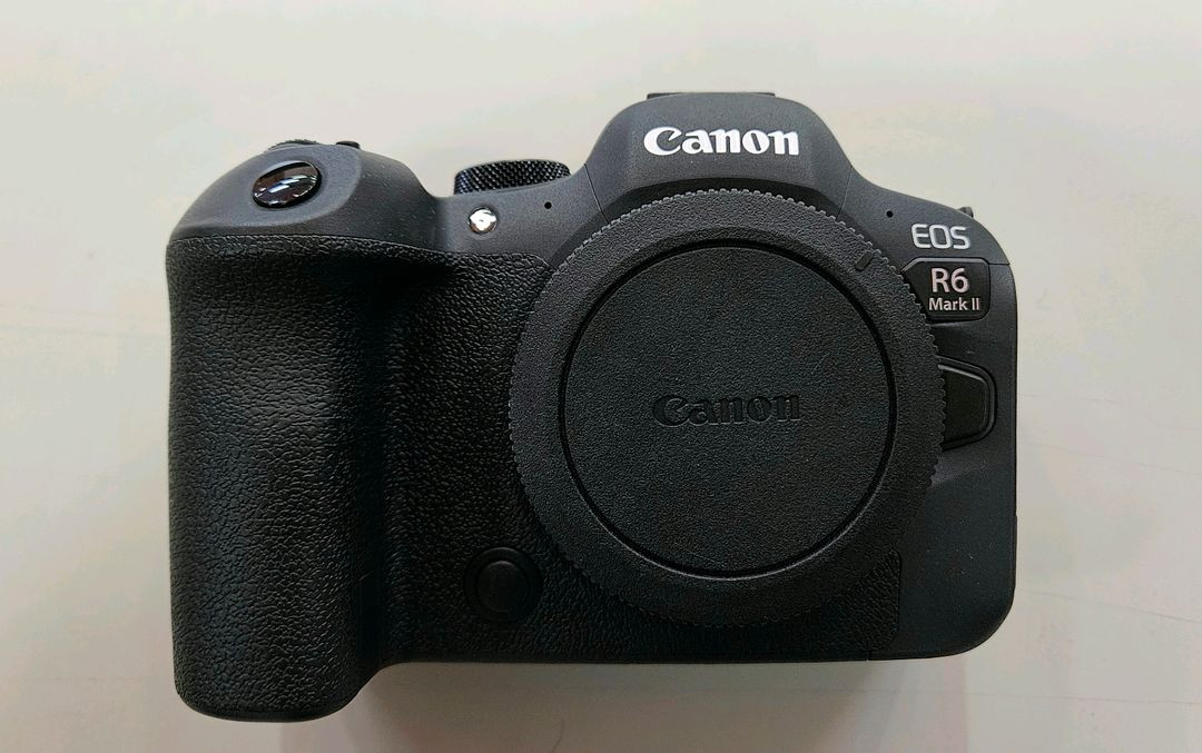 캐논 풀프레임 미러리스 R6m2 EOS R6 Mark II 알육막투 이미지