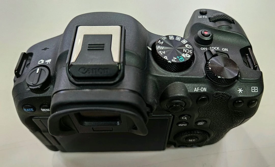 캐논 풀프레임 미러리스 R6m2 EOS R6 Mark II 알육막투 이미지