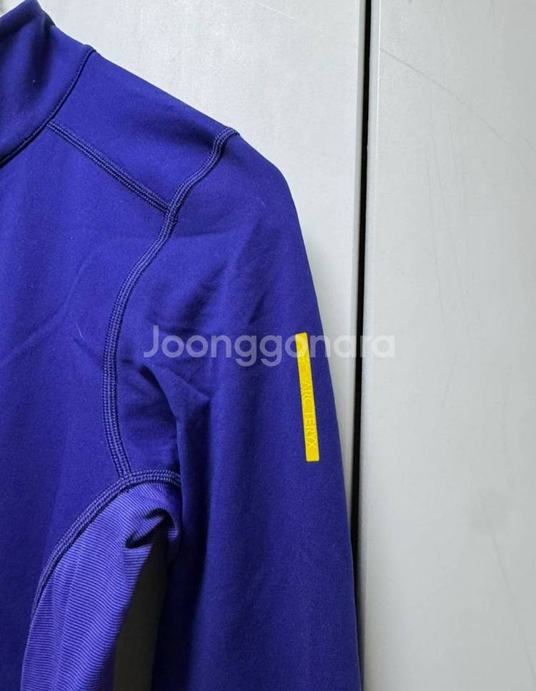 아크테릭스 페이즈 AR 짚 넥 LS 여성 S사이즈--2