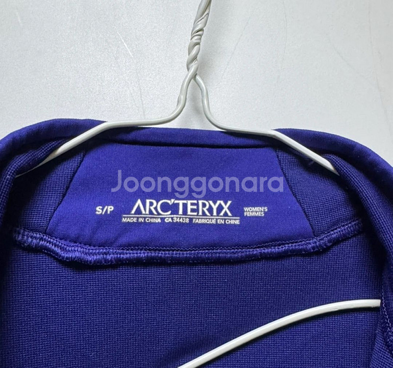 아크테릭스 페이즈 AR 짚 넥 LS 여성 S사이즈--3