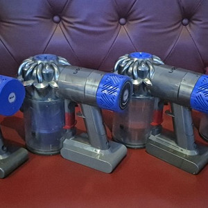 다이슨무선청소기 v6 본체.완드봉.모터헤드.벽거치대