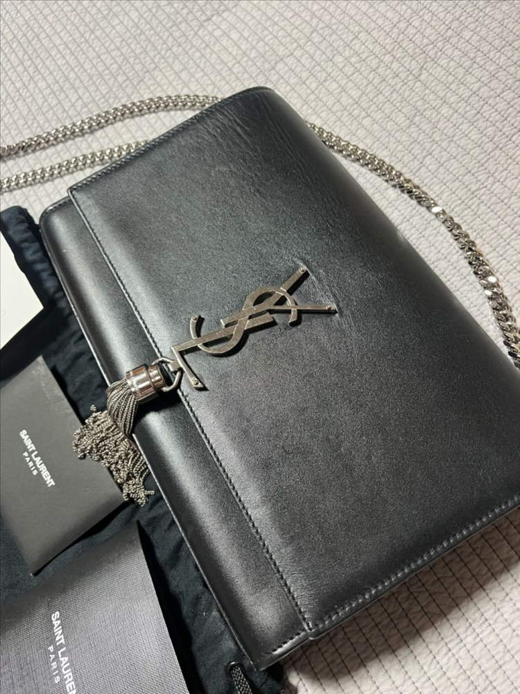 입생로랑 테슬 체인 가방 이미지