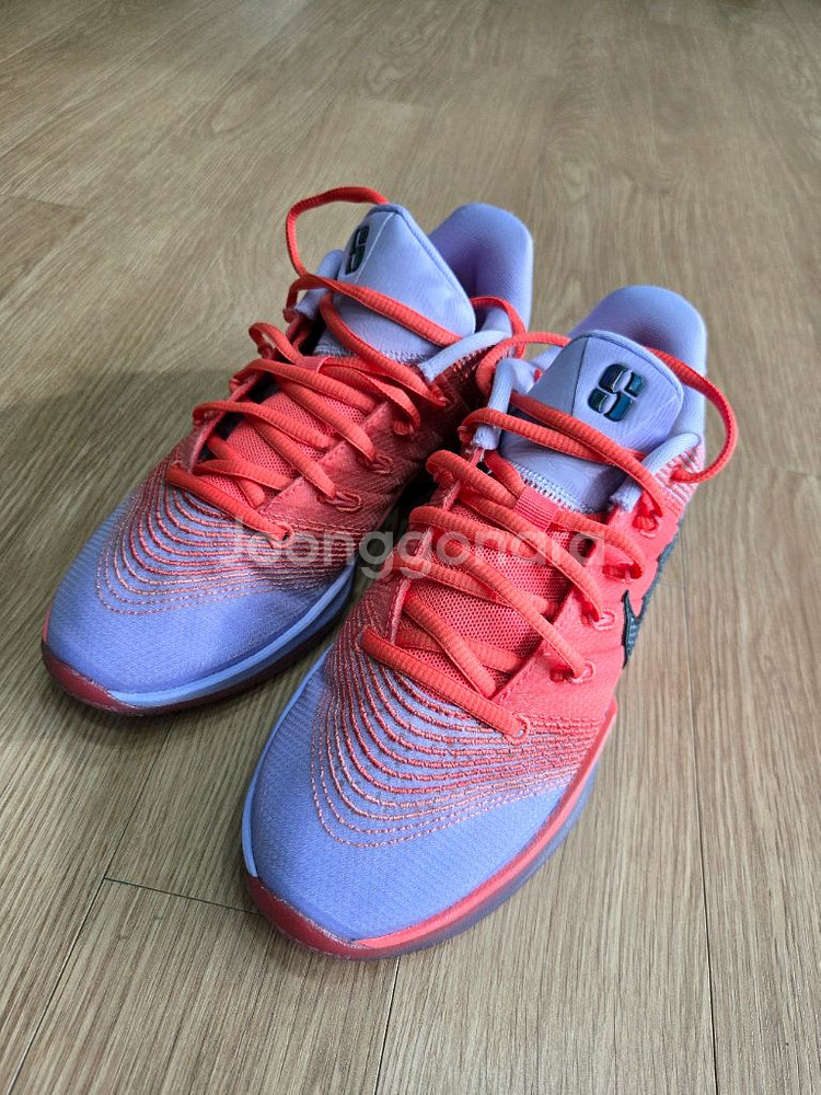 나이키 사브리나3레이디언트 235 사이즈--0