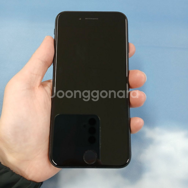 아이폰SE3 64기가 미드나이트 공기계 알뜰폰 대량구매 학생폰 세컨폰--1