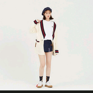 로맨틱크라운 가디건 이미지