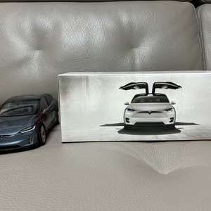 (테슬라 공홈) 테슬라 모델X 1세대 다이캐스트