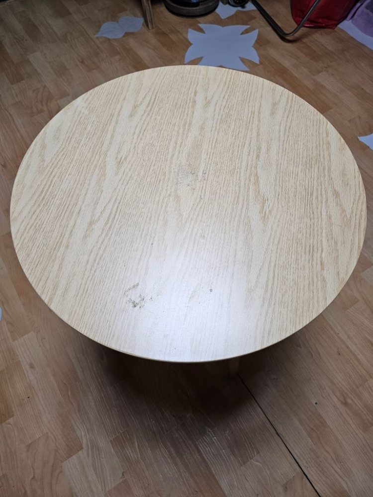 튼튼한 원형 원목가구 카페 테이블 사이드테이블 이미지