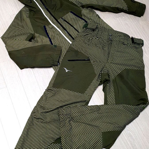 예쁜 미즈노 데모 스키복