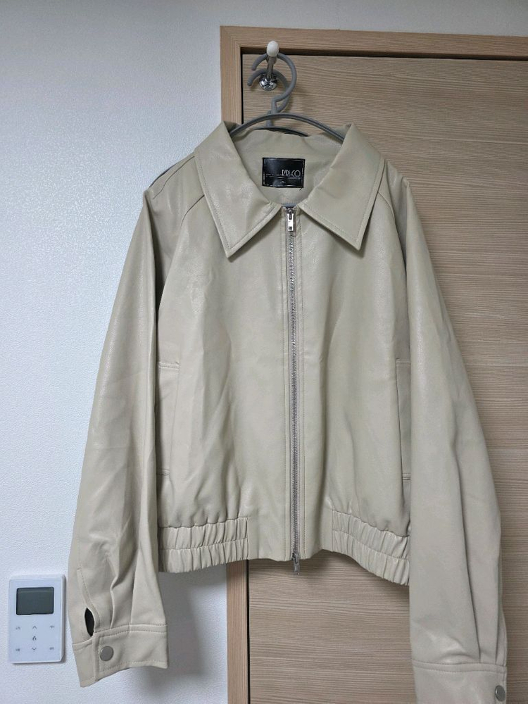 리리앤코 레더 자켓 이미지