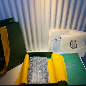 (새상품) 고야드 생피에르 카드지갑 그레이