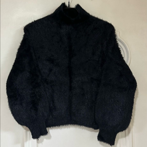 여성 퍼 반목폴라 긴팔 니트