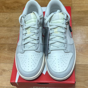 나이키 덩크 로우 라이트본 W265 새제품 20만원 운포