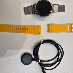 갤럭시 워치6 47mm 실버 팝니다