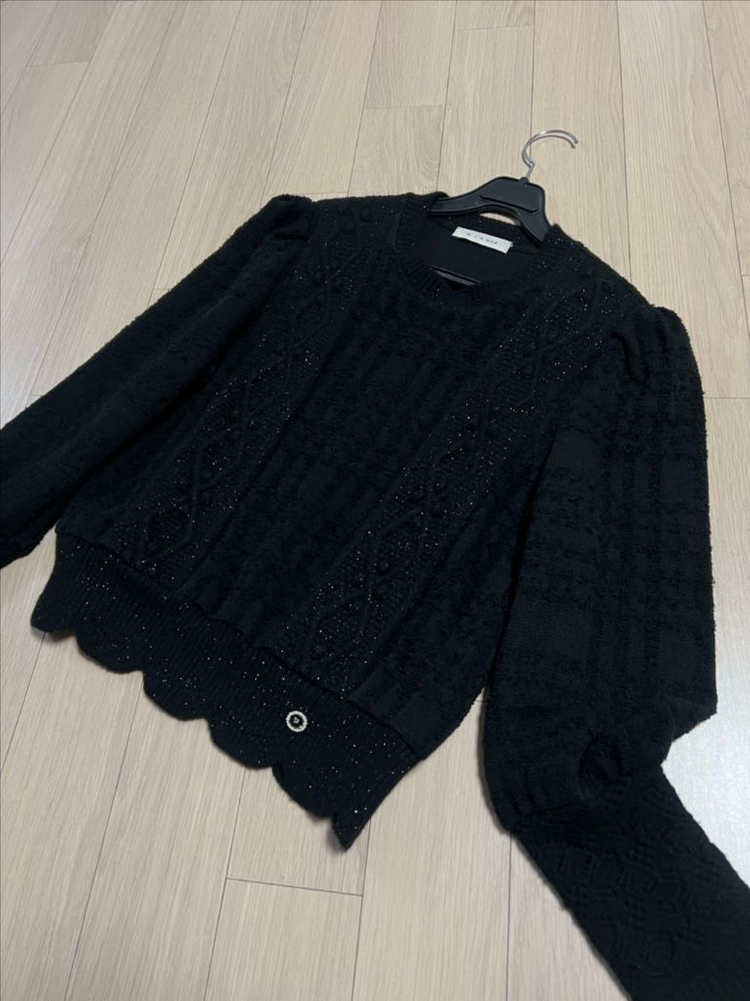 21년 미샤 MICHAA 송혜교 니트 퍼프 글리터 자가드 자카드 체크 진주 펀칭 아일렛--3