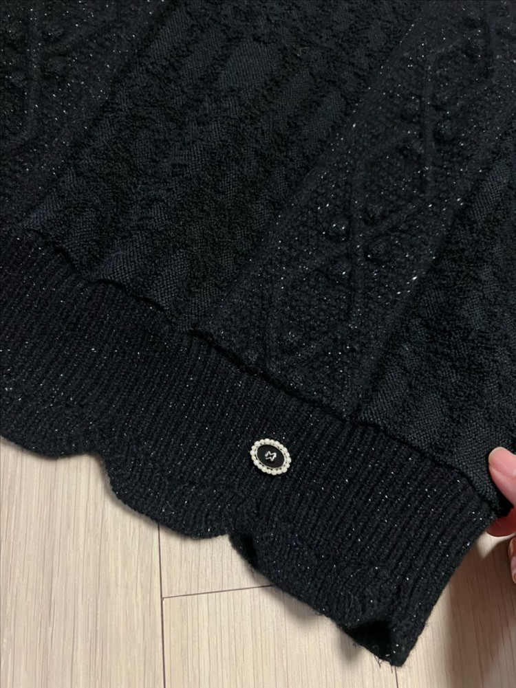 21년 미샤 MICHAA 송혜교 니트 퍼프 글리터 자가드 자카드 체크 진주 펀칭 아일렛--6