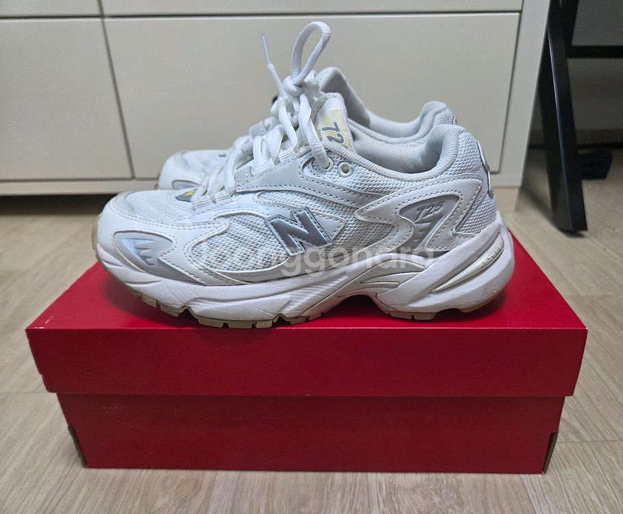 뉴발란스 725 운동화--0
