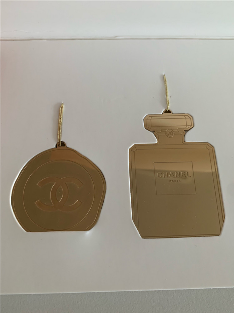 샤넬 골드 오너먼트 5종 세트 + 1종--1