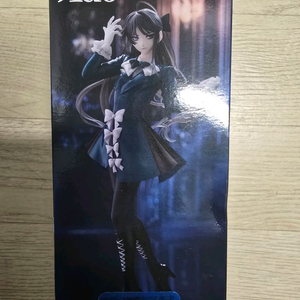 Ado x 라운드원 콜라보 피규어 미개봉 새상품