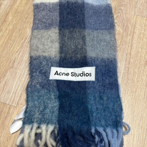 아크네 스튜디오 체크 머플러