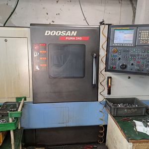 두산 PUMA 240 CNC 선반(8인치) 이미지