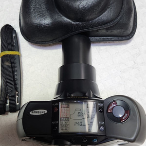 케녹스fx-4(a급,블랙핑크 지수카메라), cr123a 2개 전기능정상,스트랩, 케이스.