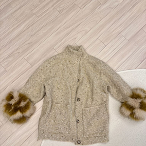 한섬계열 니트자켓팔아요 폭스털