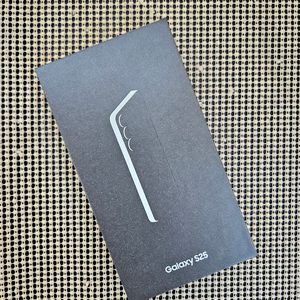 실사진 삼성 갤럭시S25 신품 박스구성품일괄 중고폰