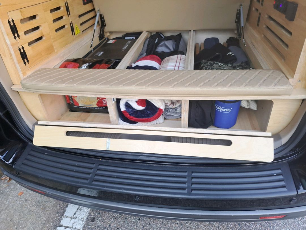 기아 카니발 R 그랜드 카니발 하이리무진 GLX 프리미엄(세미캠핑카) 이미지