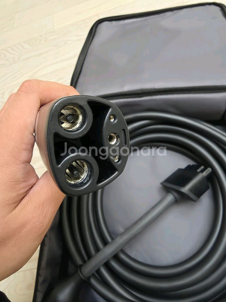 테슬라 모바일커넥터 판매합니다.--3