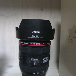 캐논 EF 24-70mm F4L 렌즈