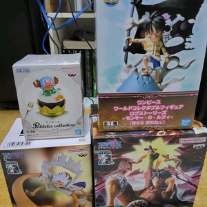 원피스 피규어 루피 니카 쵸파 4가지팝니다