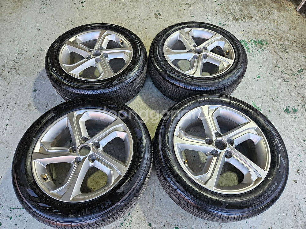 $$ 중고 쏘나타 뉴아리즈 17인치 휠타이어--0