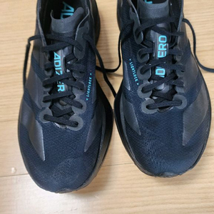 (가격내림)아디다스 아디오스프로4 285mm 올검 팝니다.